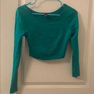 Women’s long sleeve green crop top